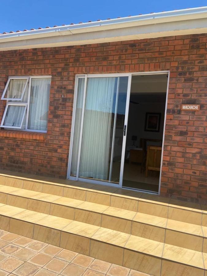 Botleng Guest House Boqate Eksteriør billede