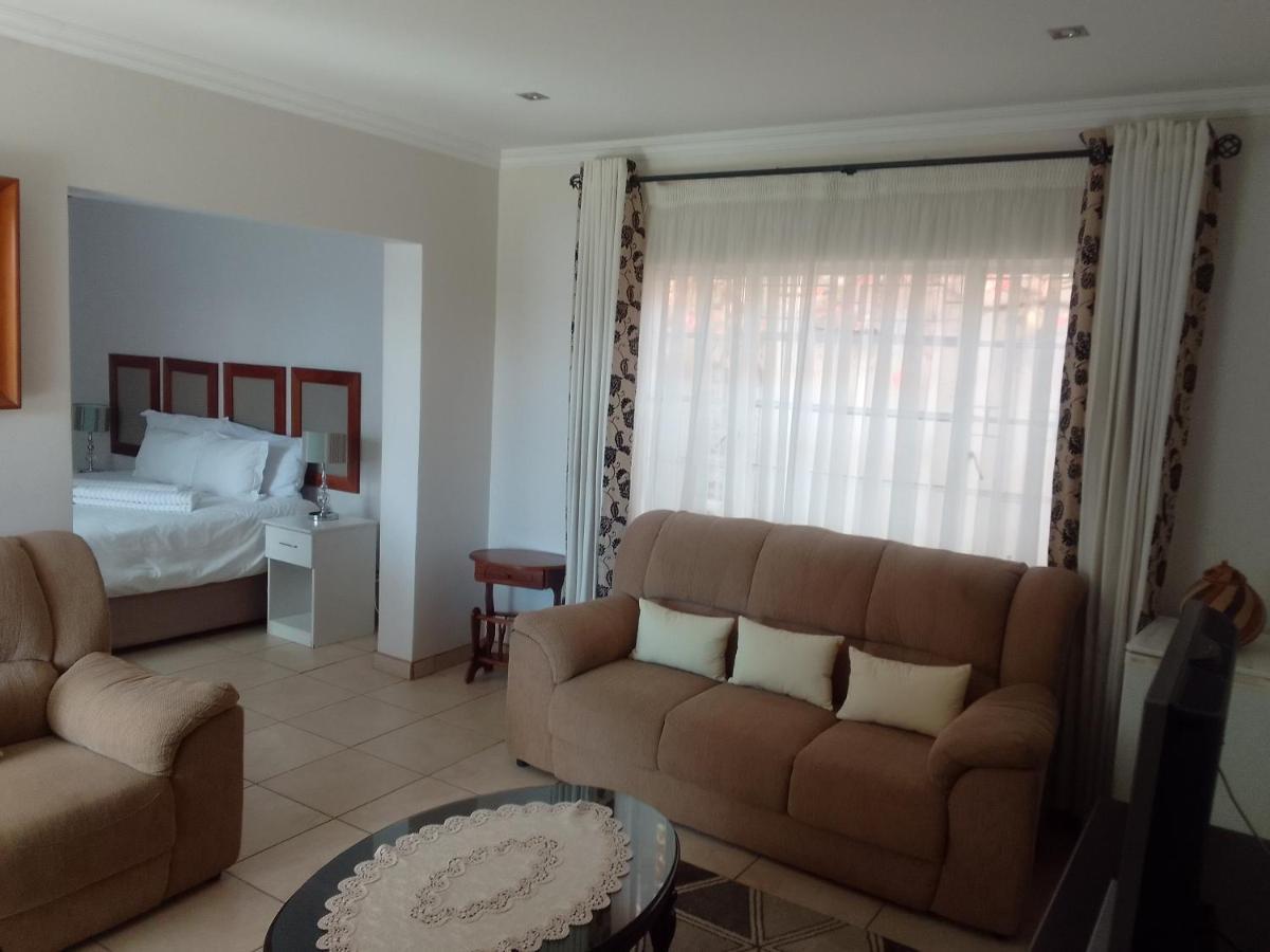 Botleng Guest House Boqate Eksteriør billede